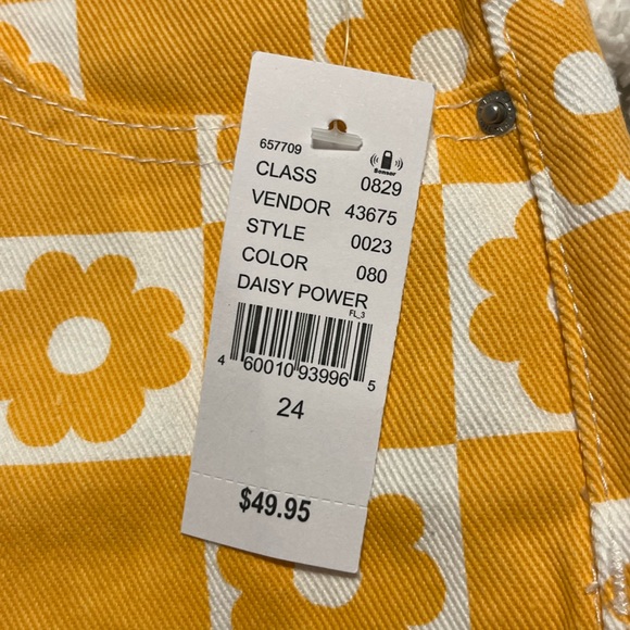 Orange PACSUN shorts - Picture 5 of 7